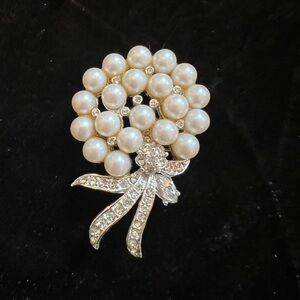 Cream and Silver Floral Pearl Brooch